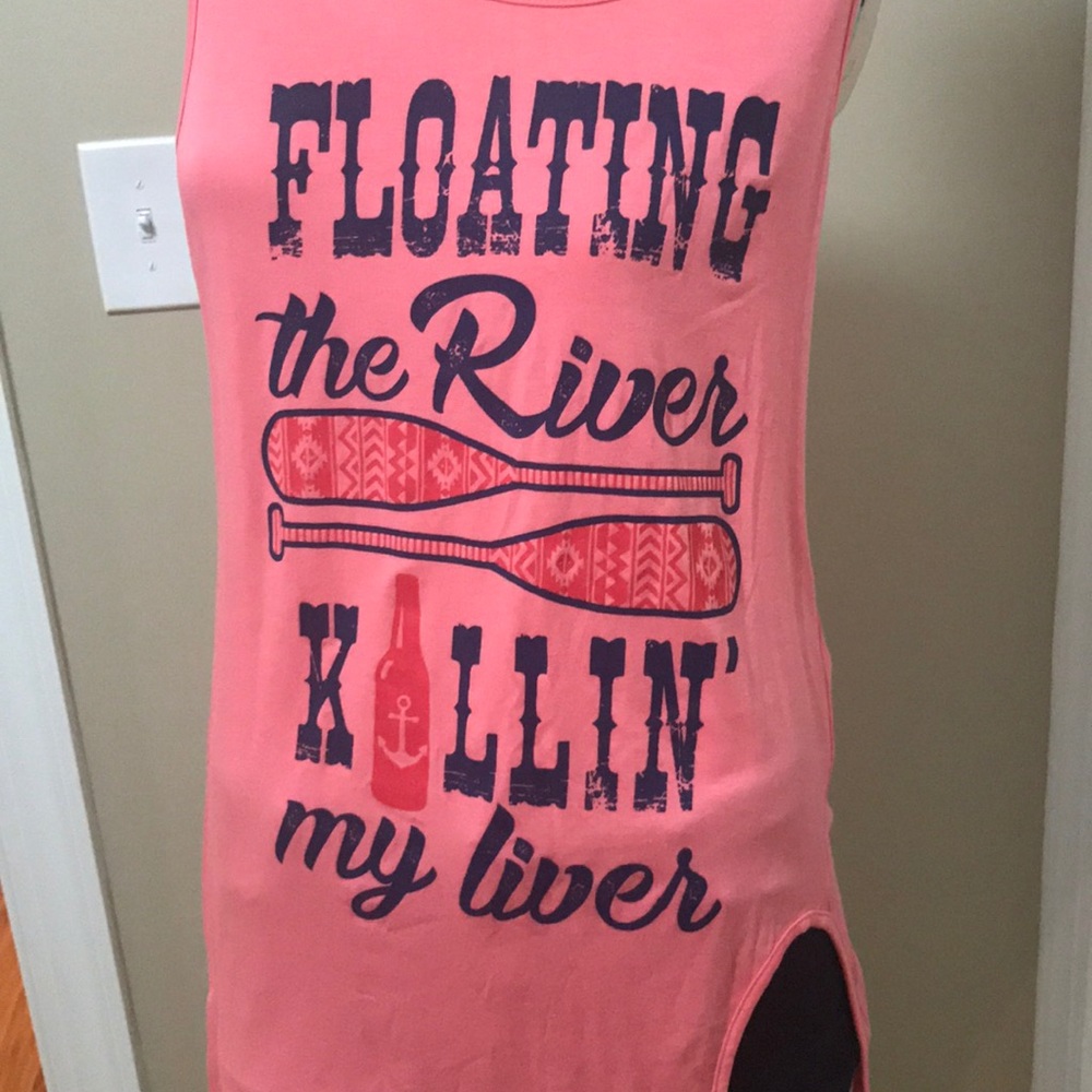 NWOT Pink Flowy Tank Top with Graphic Size M - Picture 3 of 7